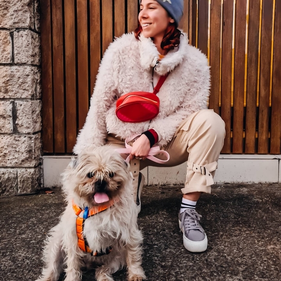 Meet your Posher, Kat - Picture 4 of 10